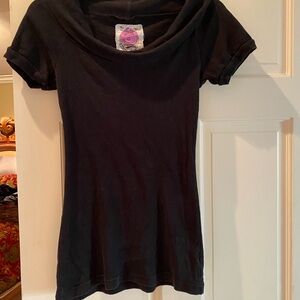 Free people black Tshirt with fun neck line S
